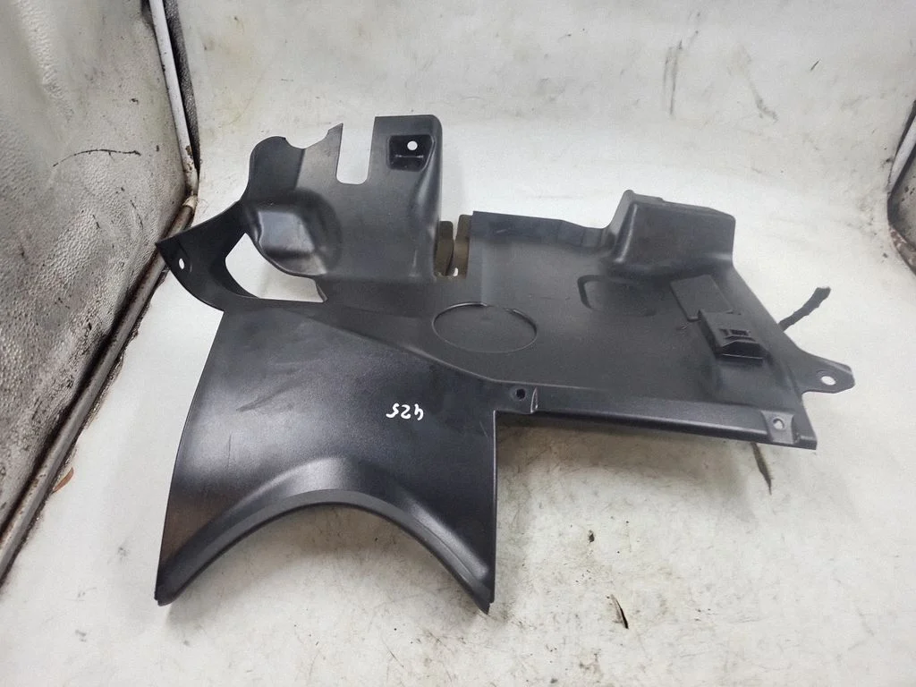 Dashboard lower bottom trim panel