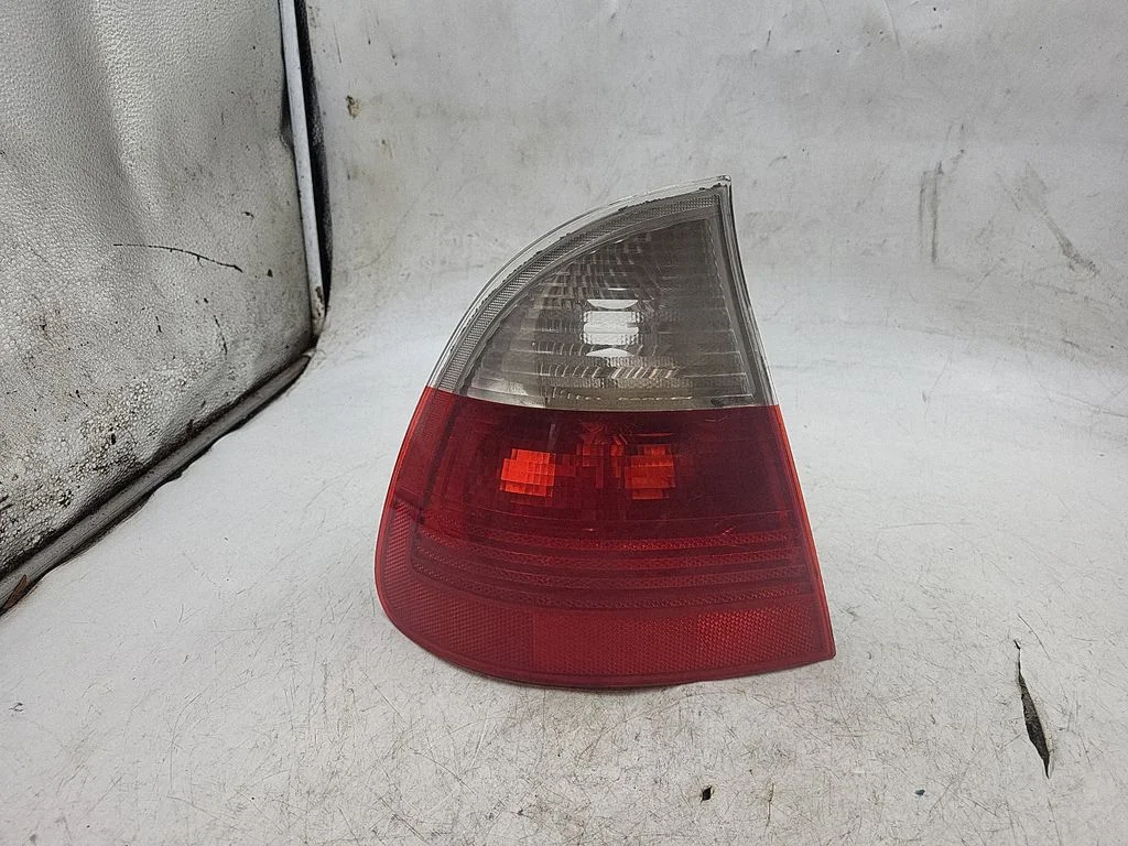 Rear/tail lights