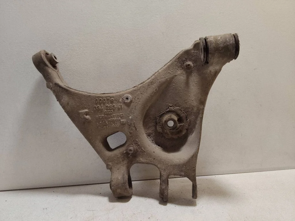 Rear upper control arm/wishbone 8E0505312T