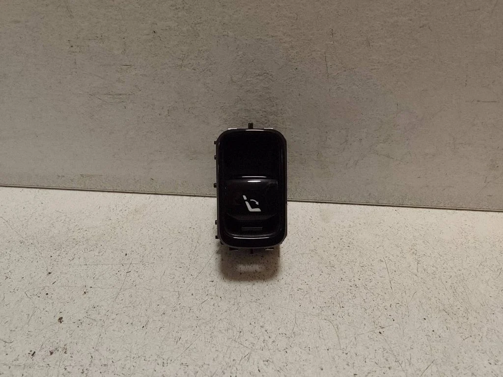 Other switches/knobs/shifts A2069054700