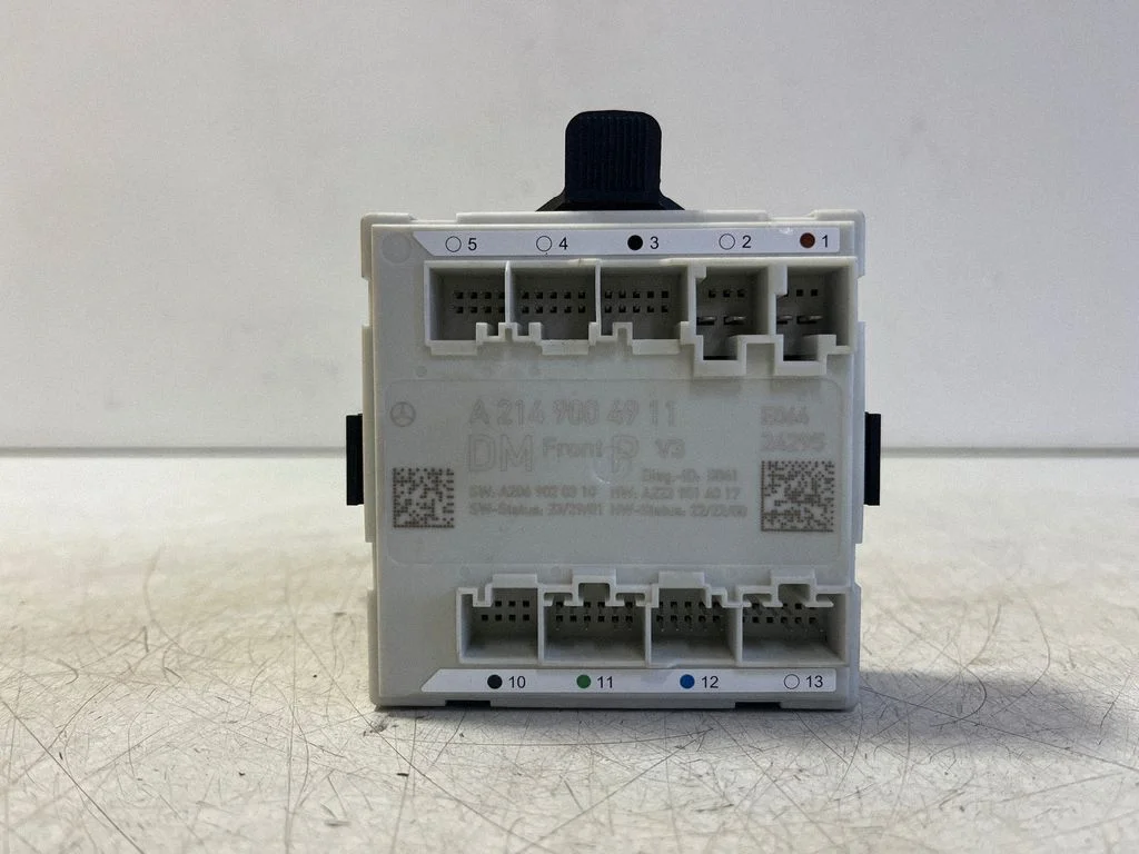 Durvju elektronikas vadības bloks A2149004911