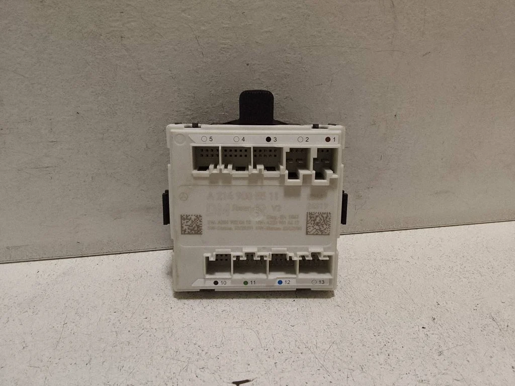 Durvju elektronikas vadības bloks A2149005511