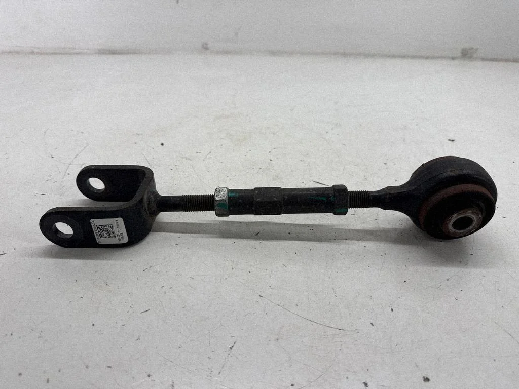 Tagumine pikivarras DB535A972CE