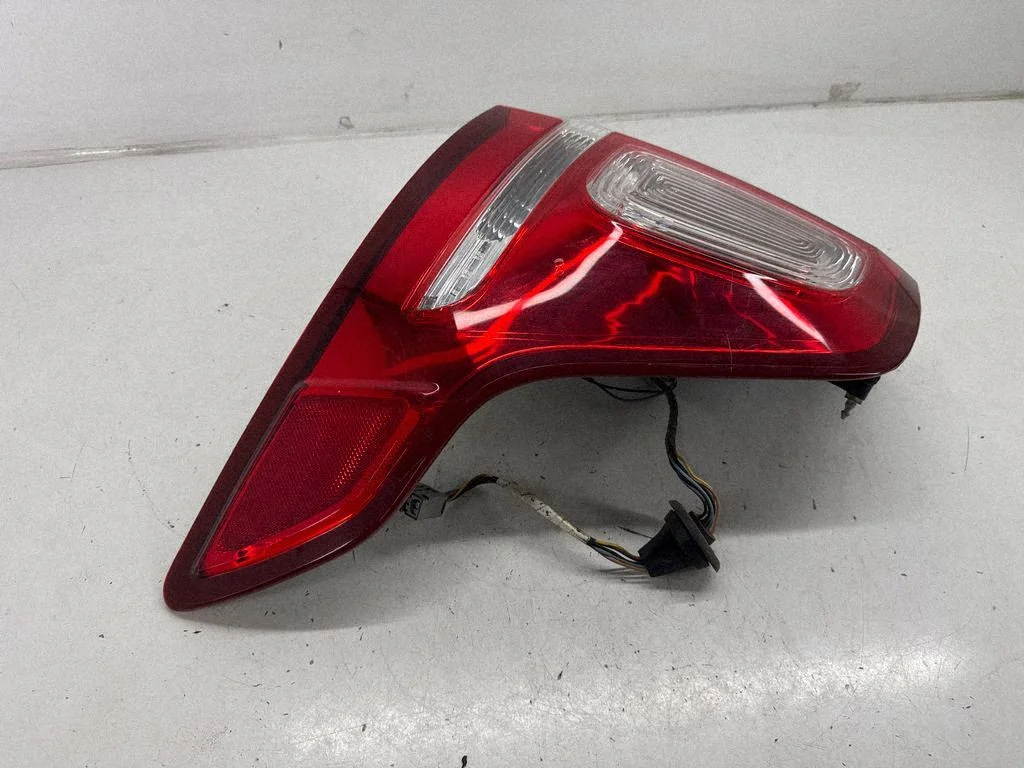 Rear/tail lights – Ford Explorer V (2011-2019)