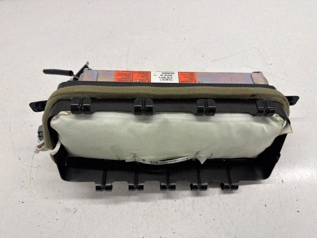 Passenger airbag DB5378044A74AF