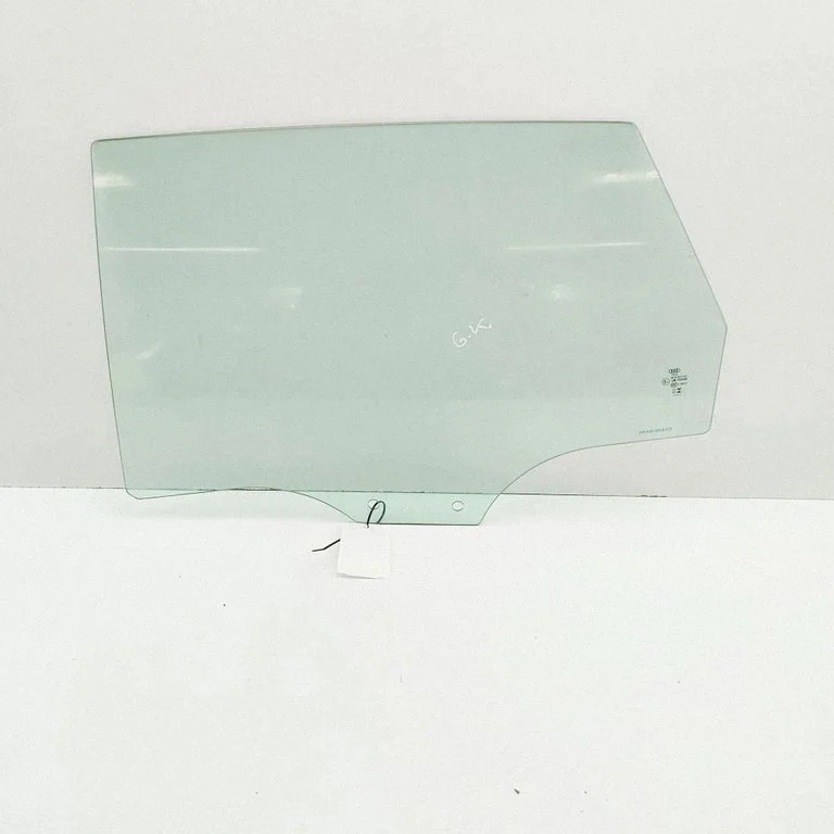 Rear door window glass 8Y4845205B
