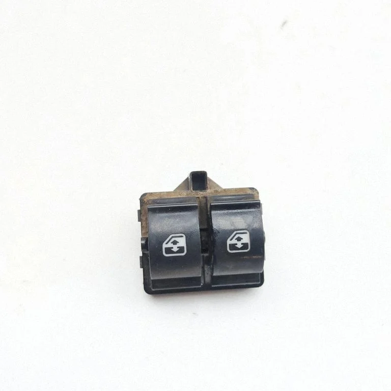 Electric window control switch 5801615444
