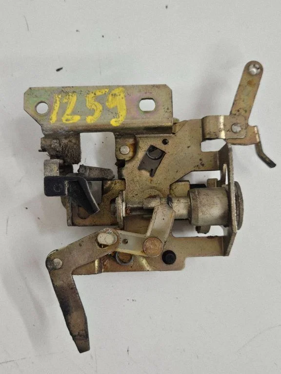 Sliding door lock – Volkswagen Transporter - Caravelle T4 (1991-2003)