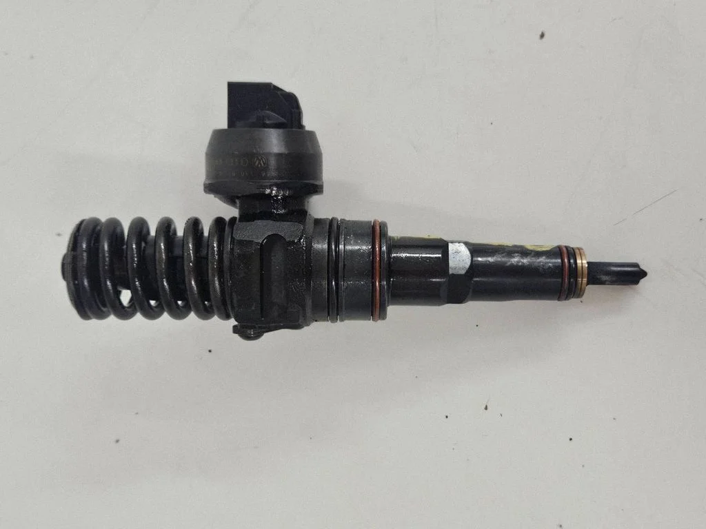 Fuel injector – Volkswagen Passat B5.5 (2001-2005)