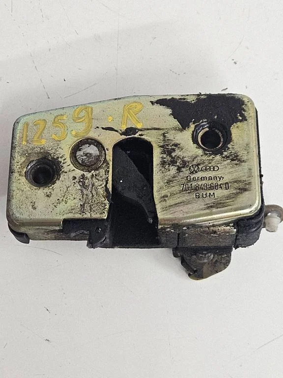 Sliding door lock – Volkswagen Transporter - Caravelle T4 (1991-2003)