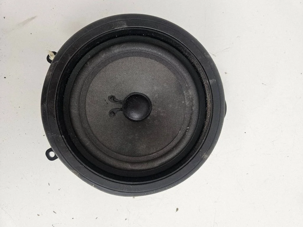 Front door speaker 8E0035411B