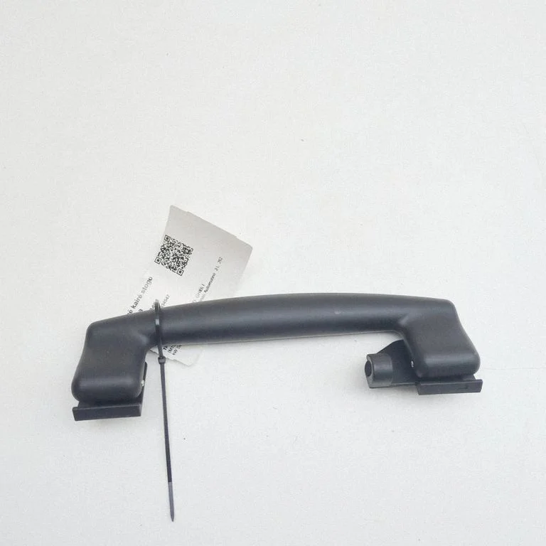Rear interior roof grab handle 670024688