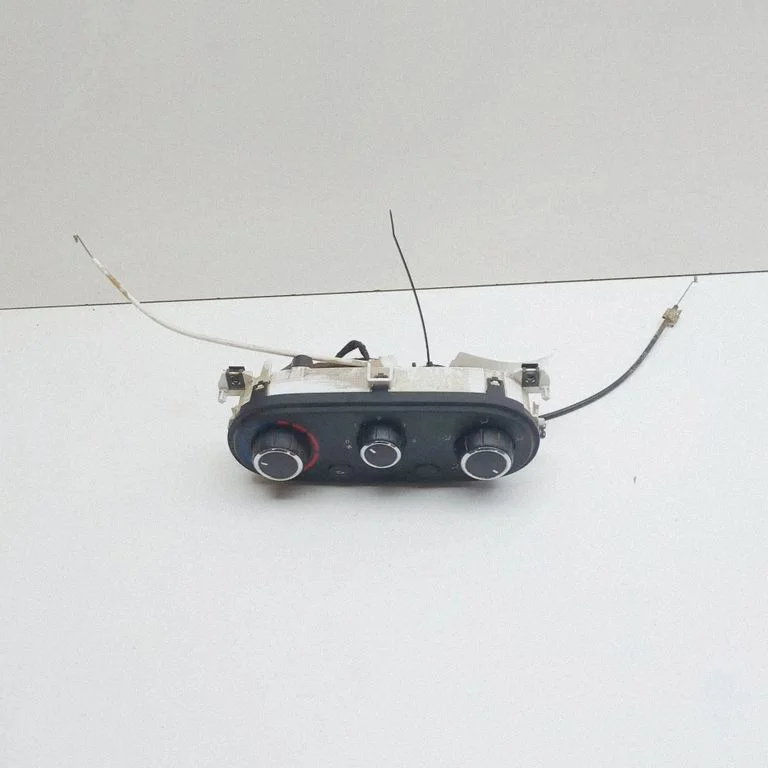 Interior fan control switch 5S9041900
