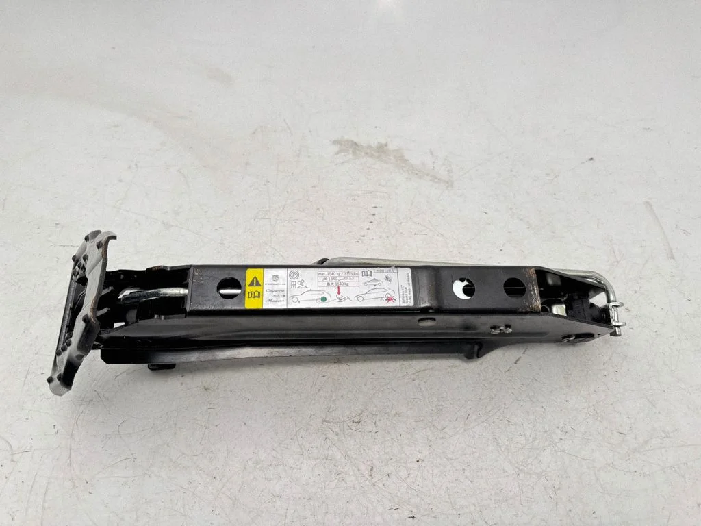 Lift Jack 7P0011031G