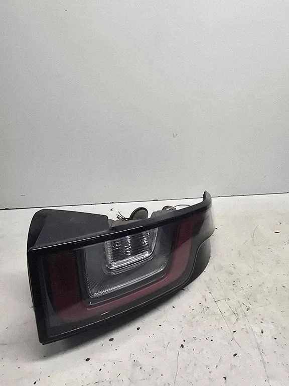 Lampa tylna w błotniku 20180902R