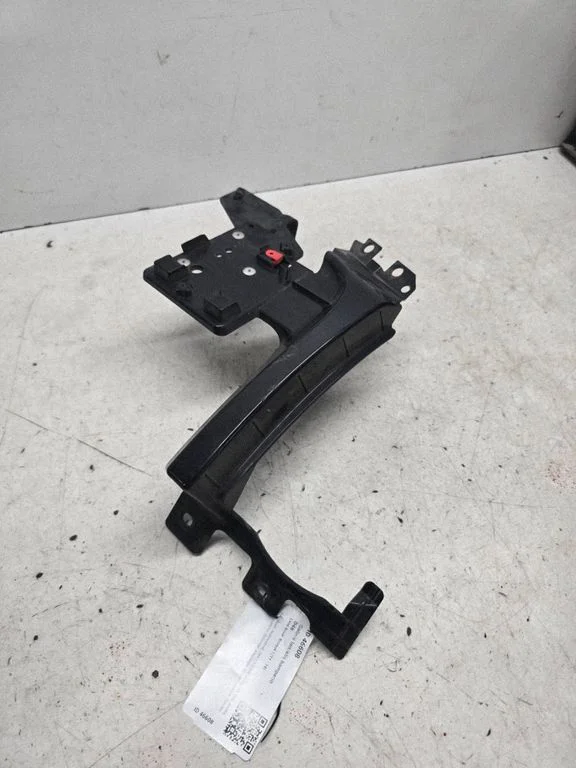 Mocowanie zderzaka tylnego EJ3217A151AE