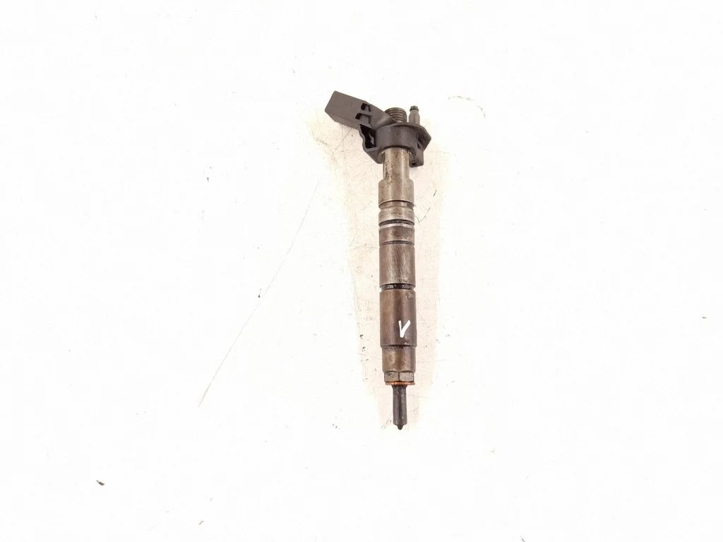 Fuel injector