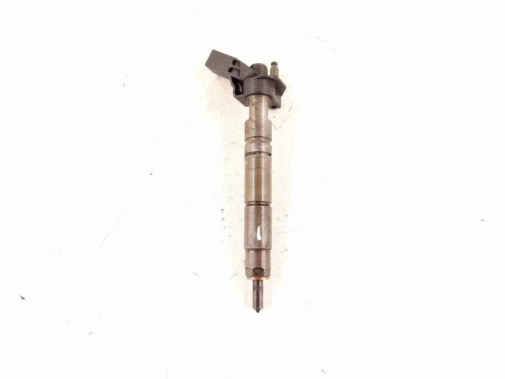 Fuel injector