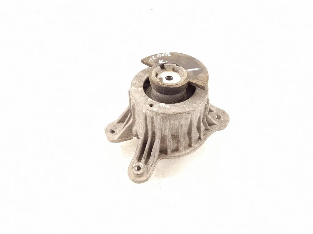 Engine mount bracket – left