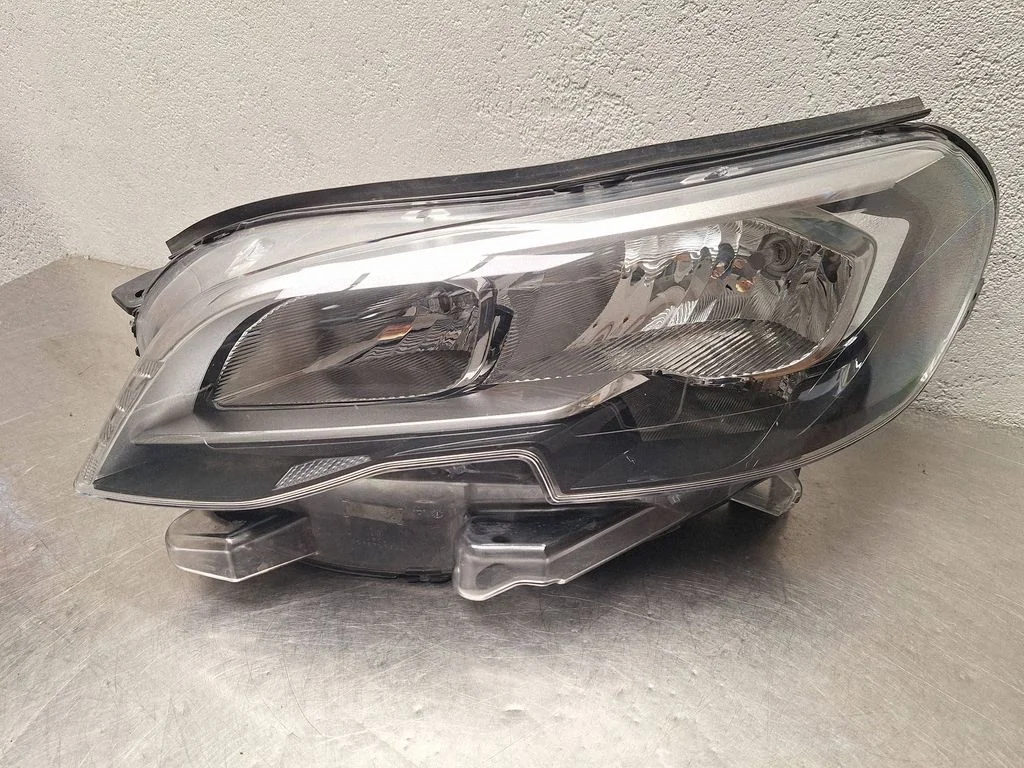 Headlight/headlamp 9808572680 – Peugeot Expert (2007-2016)