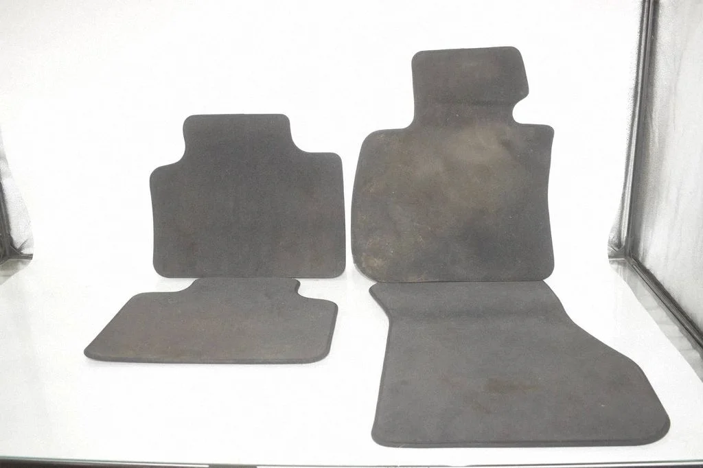 Car floor mat set 7409638
