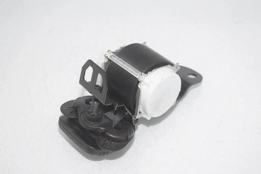Middle seatbelt (rear) 7469264