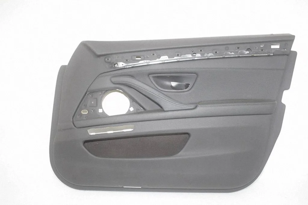 Eesmiste uste sisevooder – BMW 5-seeria F10 F11 (2009-2016)