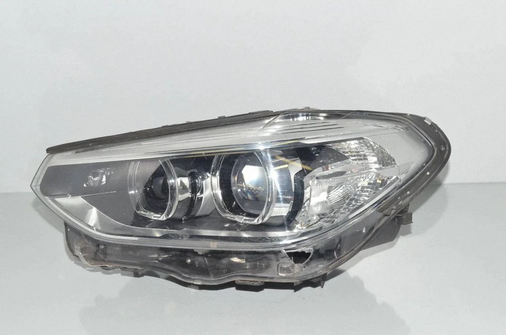 Headlight/headlamp 8739647