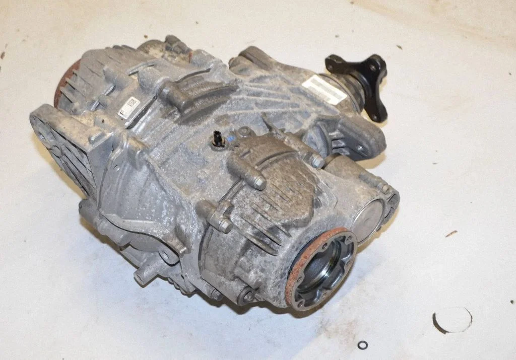 Rear differential 7850170