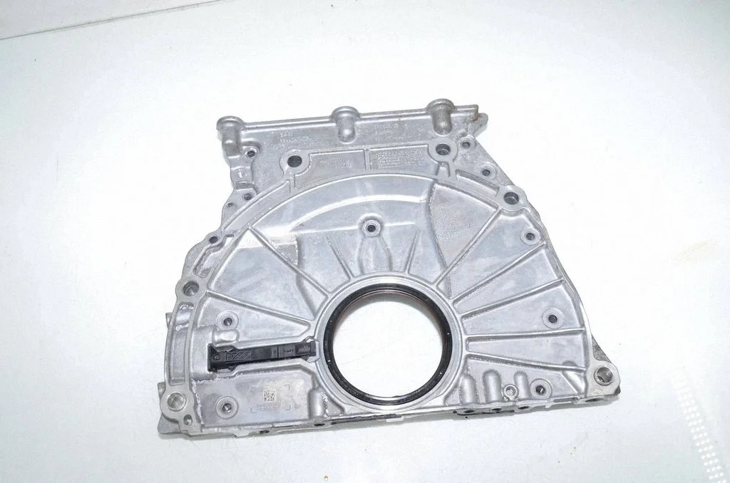Timing belt guard (cover) 8640047 – BMW X7 G07 (2018-)