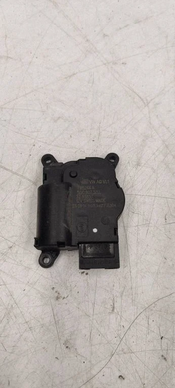 Air flap motor/actuator – Volkswagen Golf VII (2013-2019)