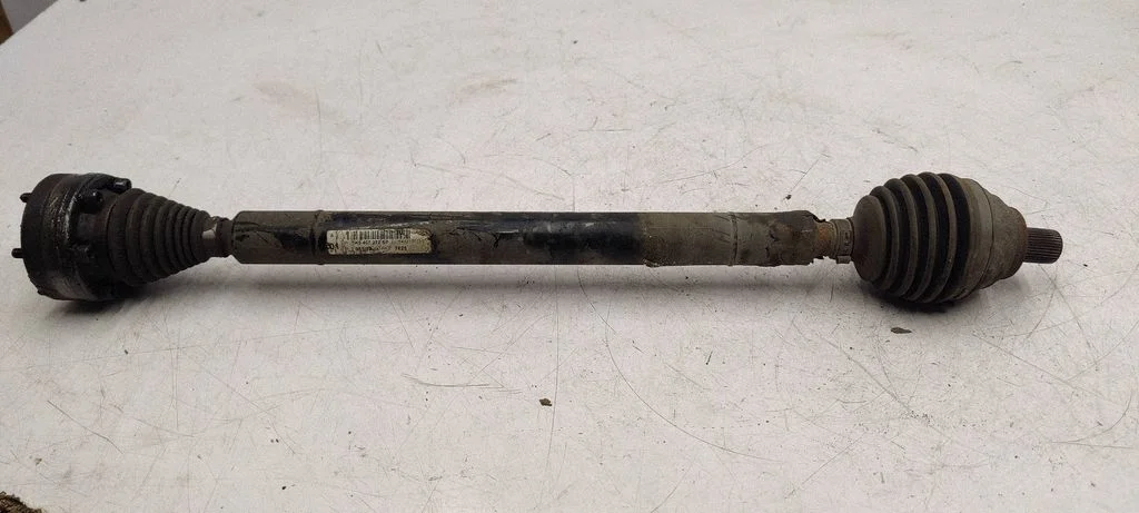 Front driveshaft – Volkswagen Golf VII (2013-2019)