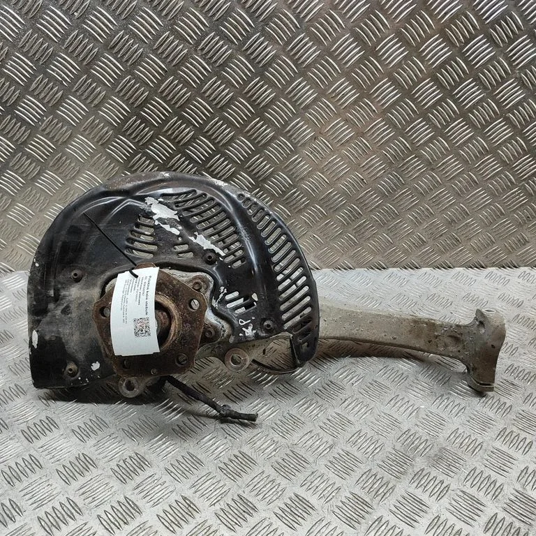 Front wheel hub 4M0407559