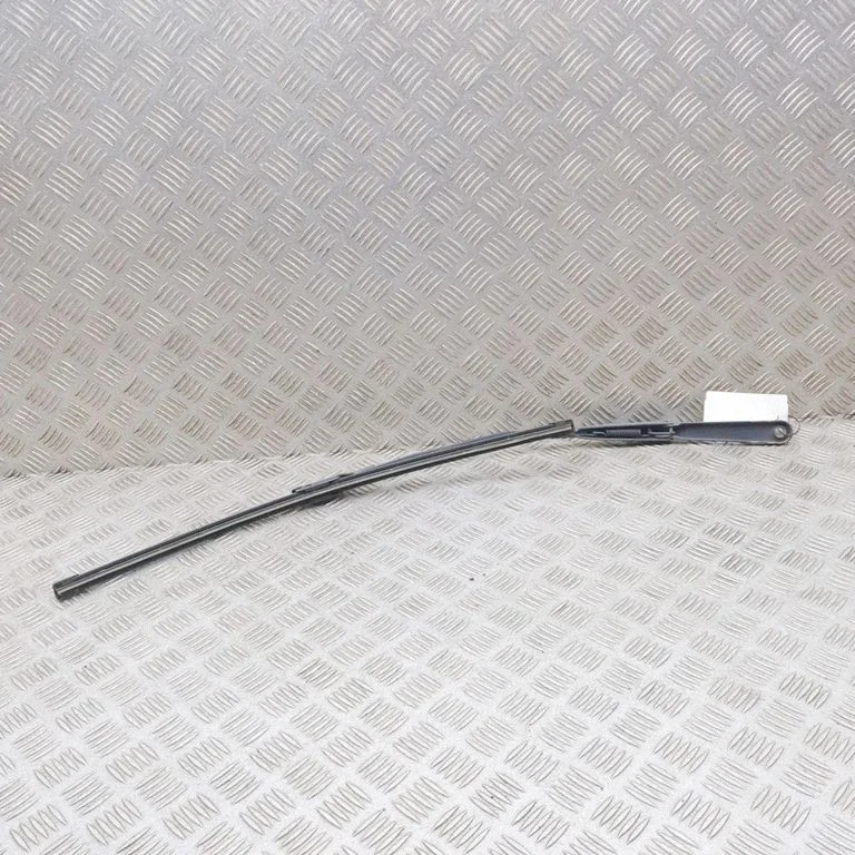 Priekšējā stikla tīrītājs 5801645538