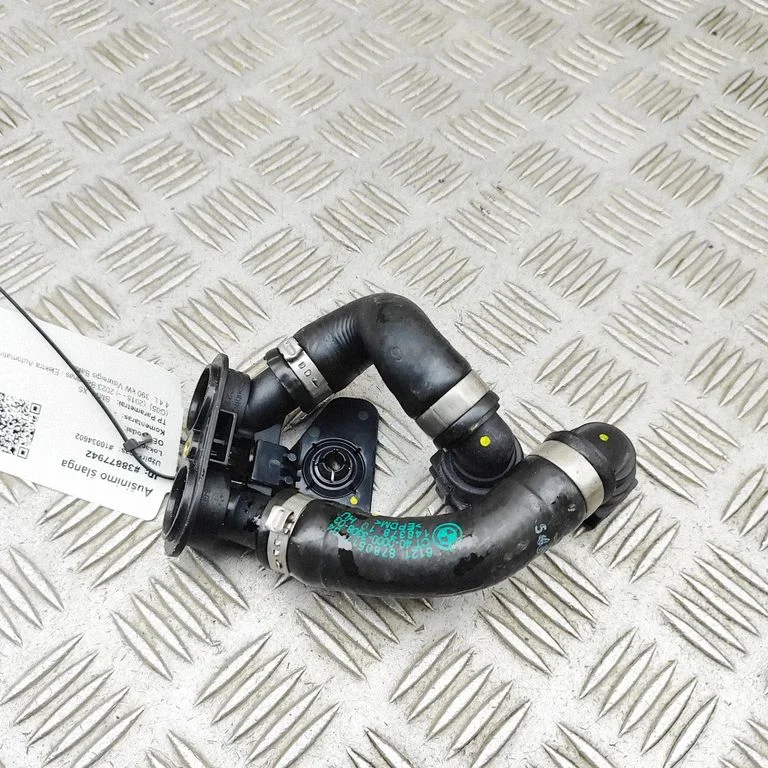 Engine coolant pipe/hose 8780517