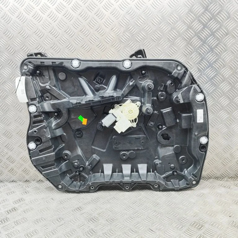 Podnośnik szyby przedniej bez silniczka – BMW X5M G05 F95 (2019-)