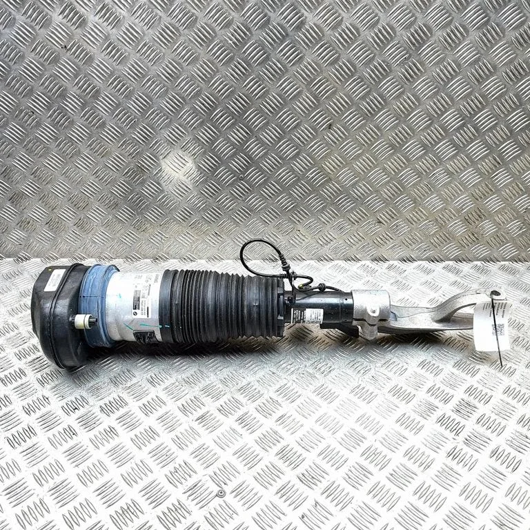 Air suspension front shock absorber 6876684