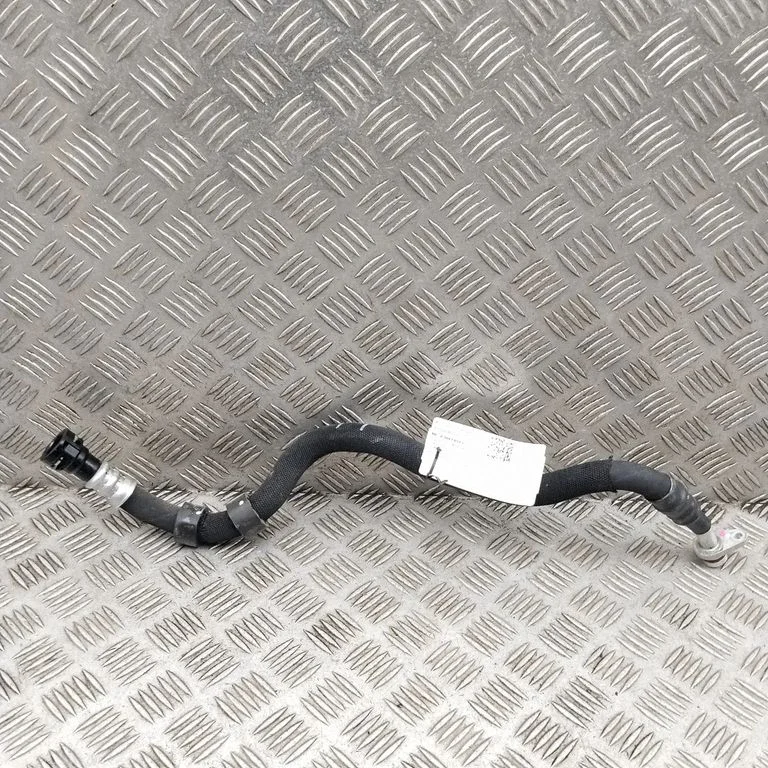 Brake vacuum hose/pipe 8854985