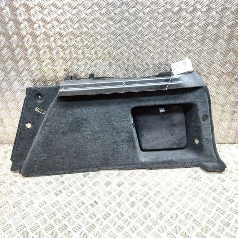 Trunk/boot side trim panel 5A21B98