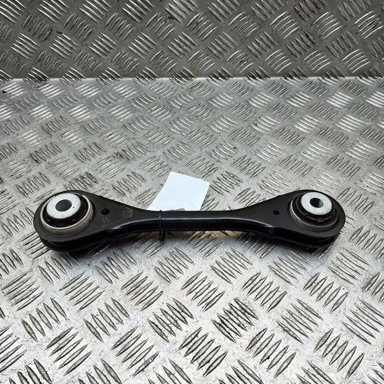 Rear upper control arm/wishbone 6878019
