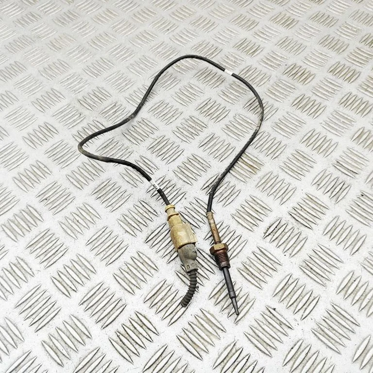Õli temperatuuri andur 04L906088KP – Man TGE 1gen (2016-)