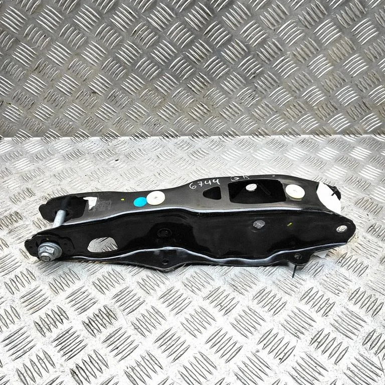 Rear upper control arm/wishbone 6878031