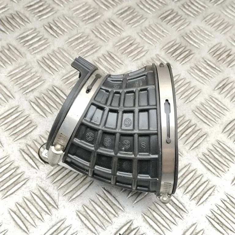 Air intake duct part 72145607