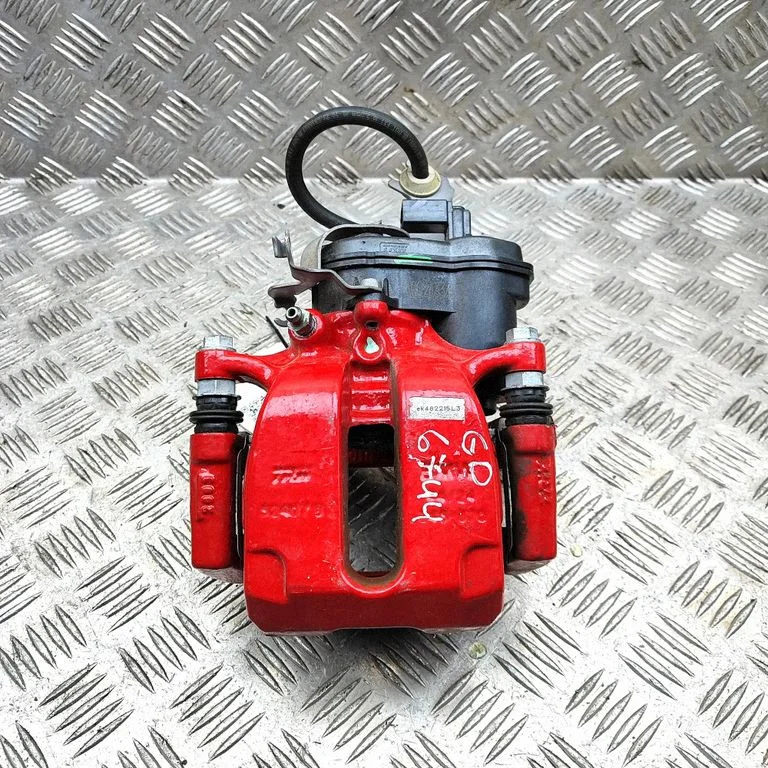 Aizmugurējais bremžu suports 6898608