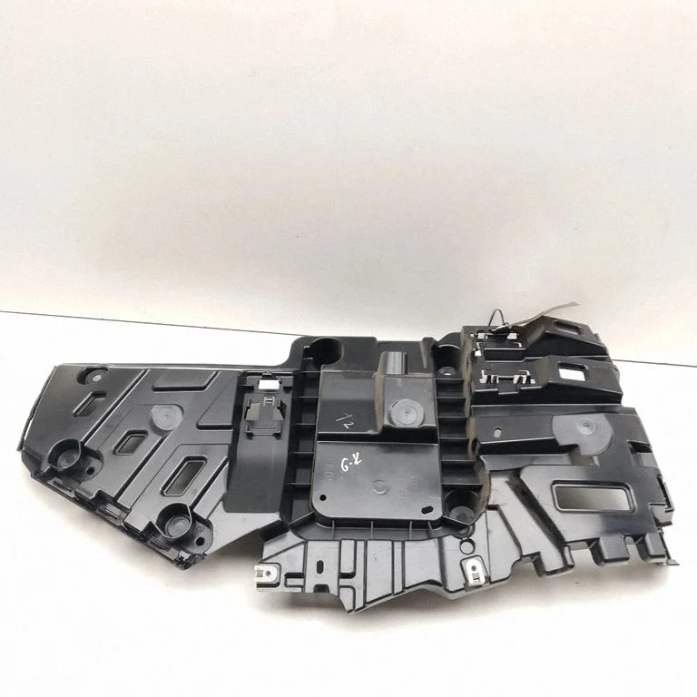 Rear bumper mounting bracket 9450905