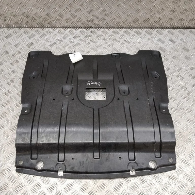 Motora dibena aizsargs – BMW X5M G05 F95 (2019-)