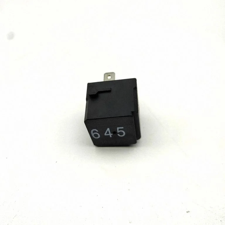 Other relay 4RA007791 – Audi RS4 B7 (2005-2015)