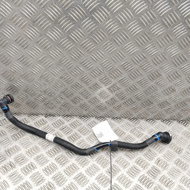 Breather hose/pipe 9846237