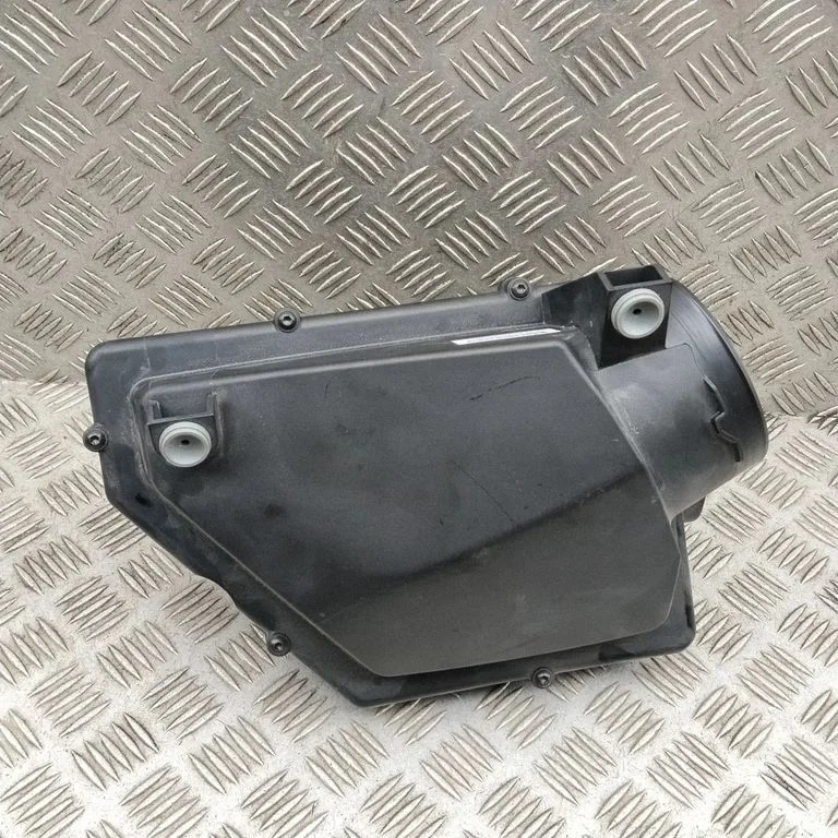 Air filter box 9845089