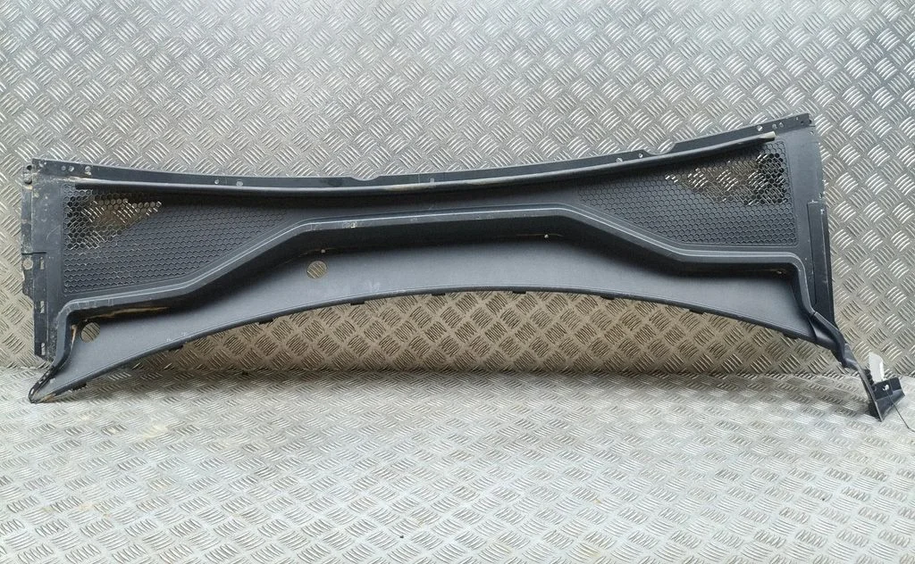 Slotiņu apdare SA3HK5302111